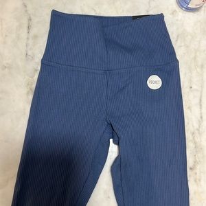 NEW Pink Victoria’s Secret Highway 7/8 ankle leggings